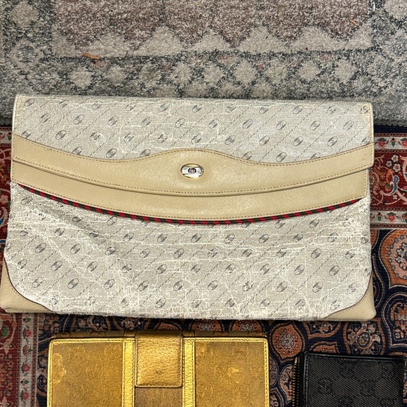 Gucci and Love mixt bundel Fashion enthusiasts - Picture 3 of 16